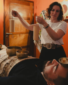 SOINS BOLS TIBÉTAINS LUDIVINE ENERGÉTICIENNE AGDE - Studio Pika Photographie Agde-1